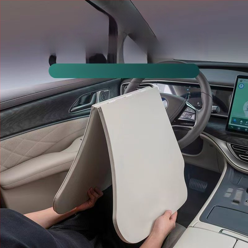 Sklopivi drveni stol za automobil za blagovanje, s ugradnjom klikom