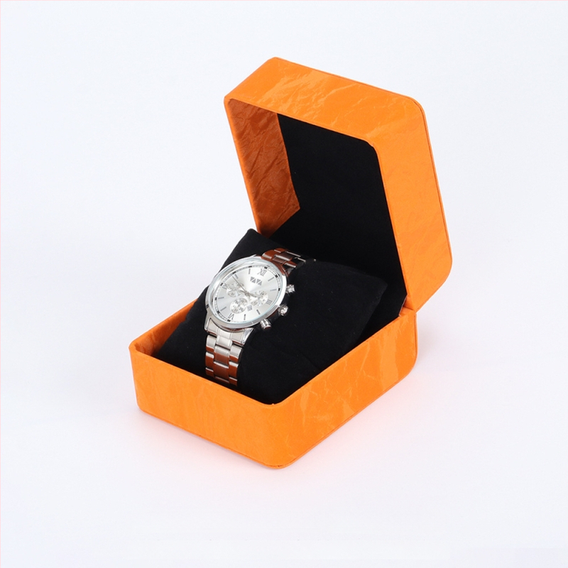 PU nahast kellakarp – kellade väljapanekukarp, pakkekarp, vee lainete muster