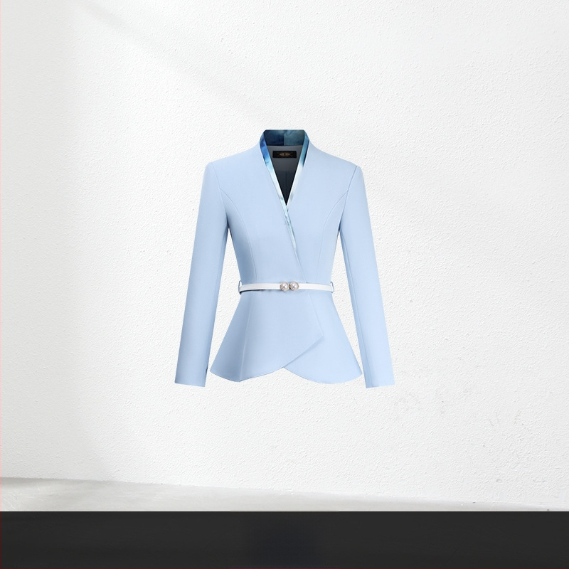 Sieviešu divdaļīgs biroja kostīms, rudens 2024, poliestera audums, 90–95% poliestera šķiedras, midi svārki, garas piedurknes