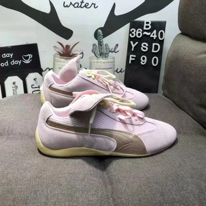 Unisex kedas ar īstu ādu un sietu augšdaļu, gumijas zole, zems profils, pretslīdēšana