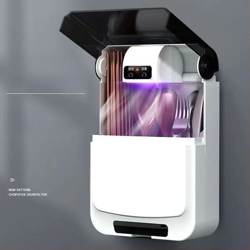 Falihoz szerelhető fertőtlenítő evőpálcika tartó és szárító – anyag: PP; rögzítés: falra; funkciók: fertőtlenítés és szárítás; por elleni védelem