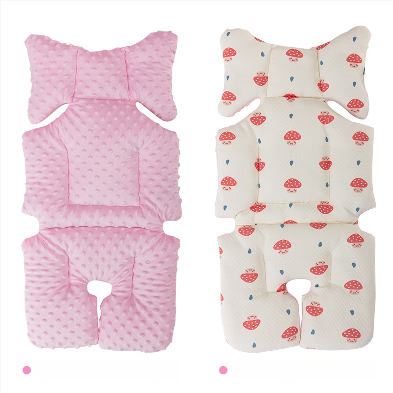 Ratiem sēdekļa spilvens – dubulā puse samts, visu sezonu, bieza silta spilvena 0–1 gadu veciem zīdaiņiem, kokvilnas materiāls