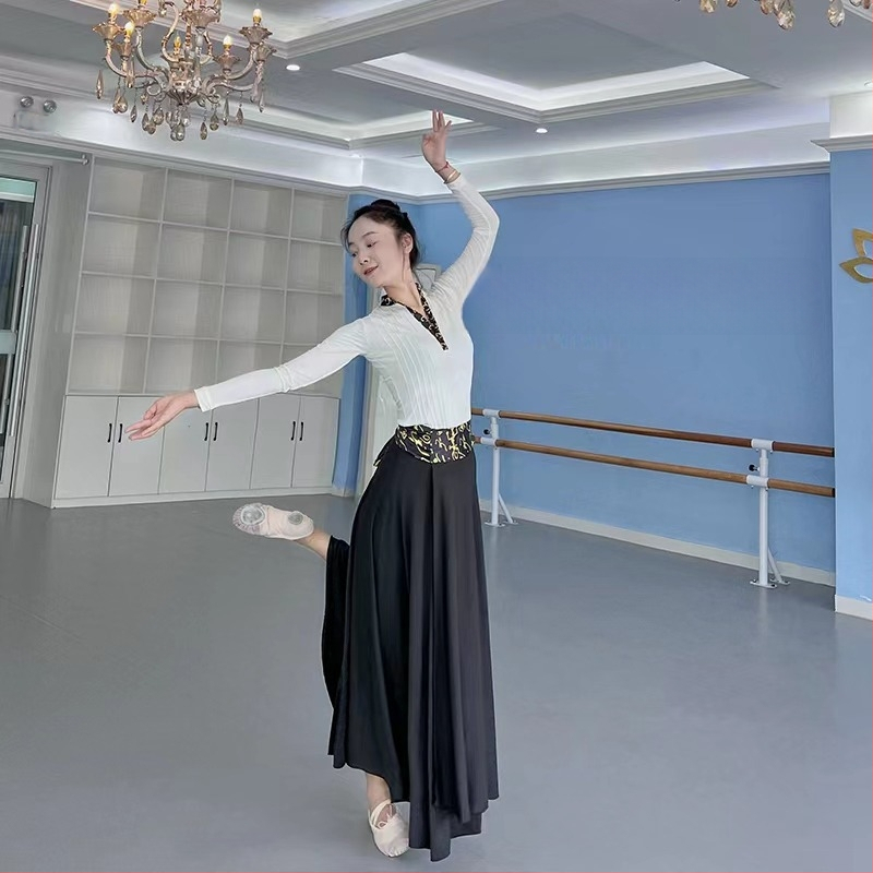 Etniski Mongolijas deja kostīms sievietēm, Spandex audums, 95%+ sastāvs, 2023. gada vasaras izlaidums, priekšnesumiem pieaugušajiem un eksāmenu praksei