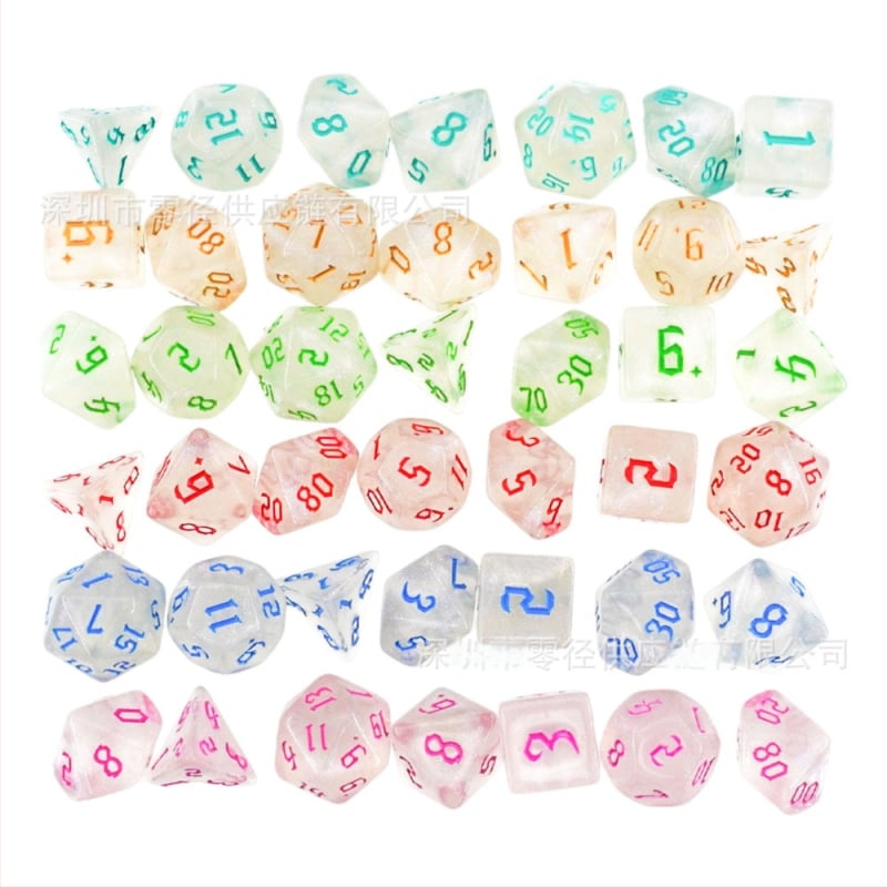 Kauliukai - 7 dalių plastikinė komplektas, daugialypli suapvalintais kampais, pritaikomas