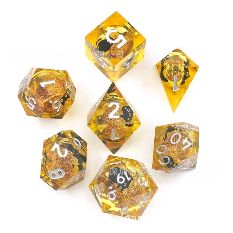 Kauliukai - 7 dalių plastikinė komplektas, daugialypli suapvalintais kampais, pritaikomas