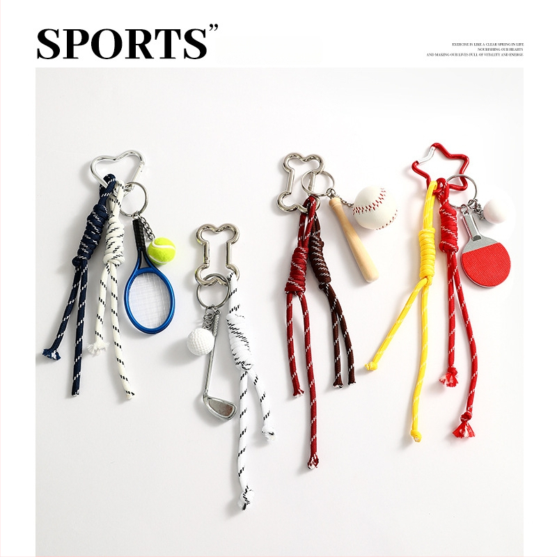 Graceful metalinis raktų pakabukas su mokyklos kuprine, šiuolaikinio minimalistinio stiliaus