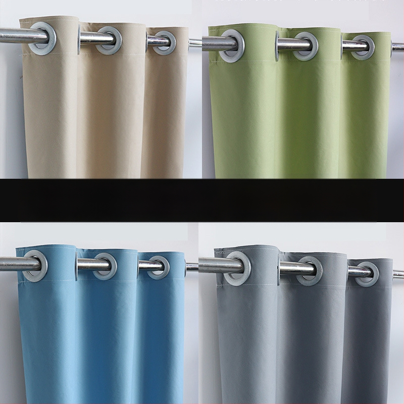 Draperie blackout Nordic din țesătură compozită, șină roman perforată, umbrire 71–90%, potrivită pentru living și dormitor.