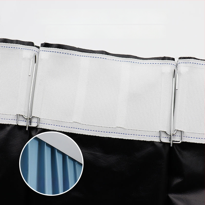 Draperie blackout Nordic din țesătură compozită, șină roman perforată, umbrire 71–90%, potrivită pentru living și dormitor.