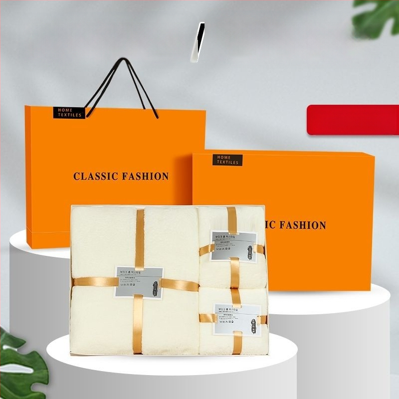 Комплект микрофибърни кърпи в подаръчна кутия; 600 GSM; плоско преплитане; възможност за печат на лого.