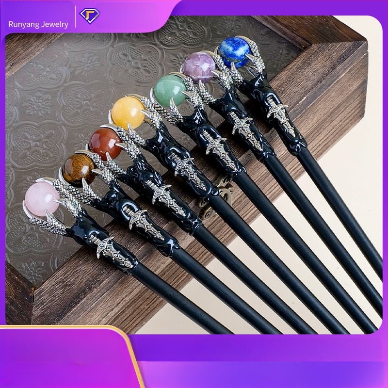 Drakono nagų lazdelė su krištolo rutuliu — neapdorotas akmuo, Runyangshi, krištolo rutulio kategorija, PP maišelis pakuotė, šiuolaikinis minimalistinis stilius