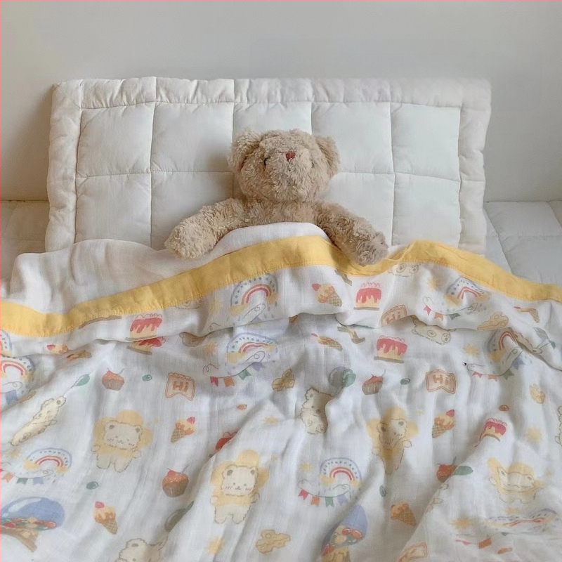 Bērnu segu no bambusa šķiedras, četrslāņu gāze ar multfilmas motīvu, svara zem 300 g, visām sezonām