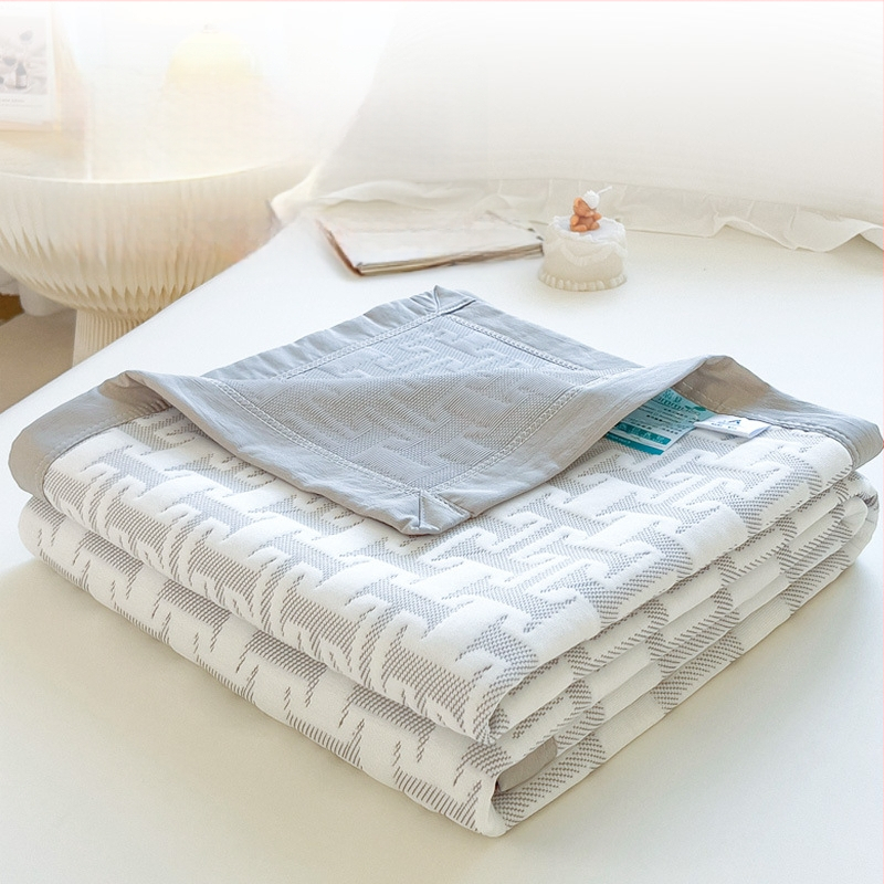 Suvised kerge puuvillane kolmekihiline gazepadja, sojakiud täide, masinapesu