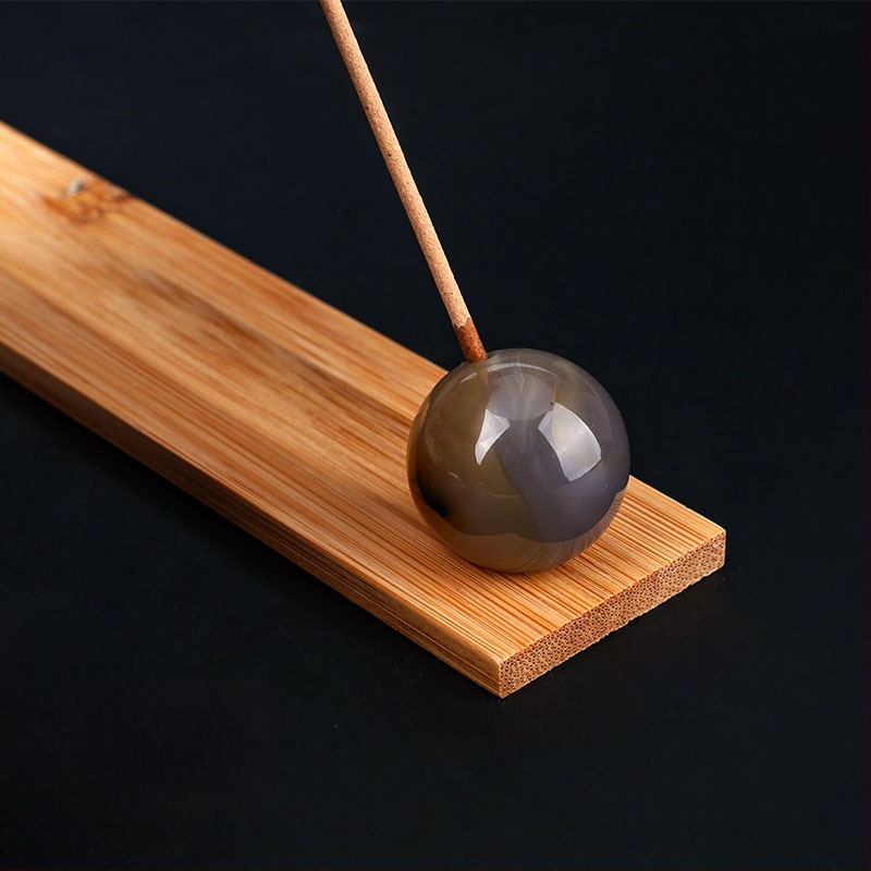 Smilkalų laikiklis iš natūralaus kristalo, kvadratinės formos, lėkštė su kristalo įdėklu, šiuolaikinis minimalistinis dizainas