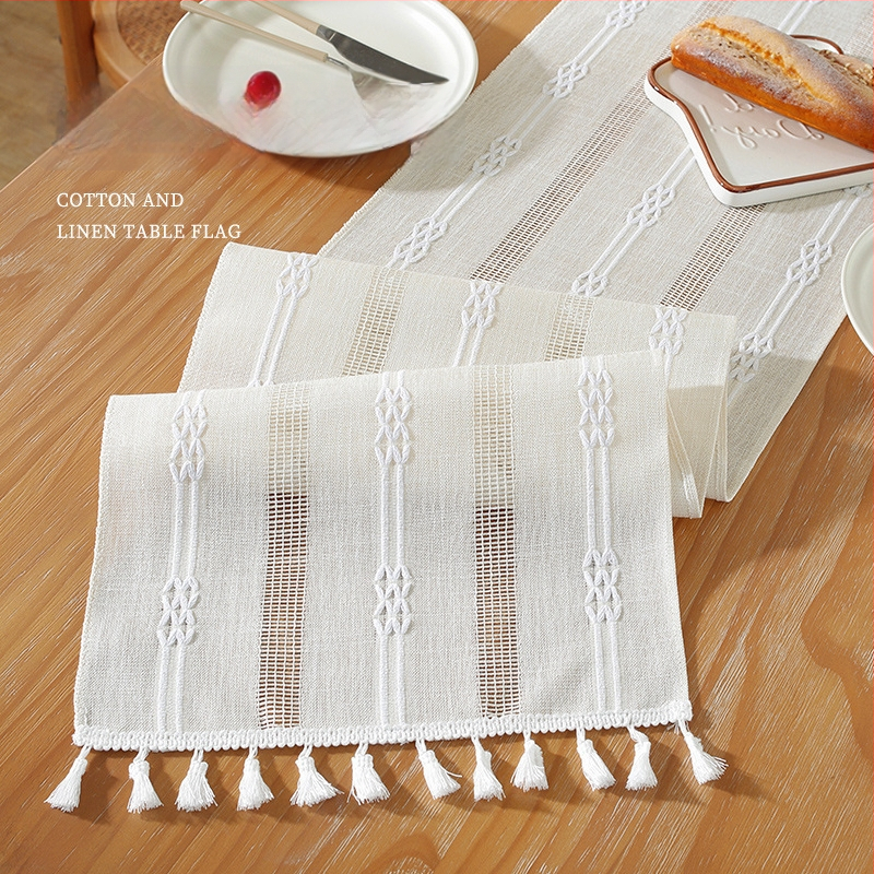 Linane laua runner triibulise mustri ja bojtidega, põhjamaade stiilis, kohandatav elutoale, magamistuppa ja tööruumile