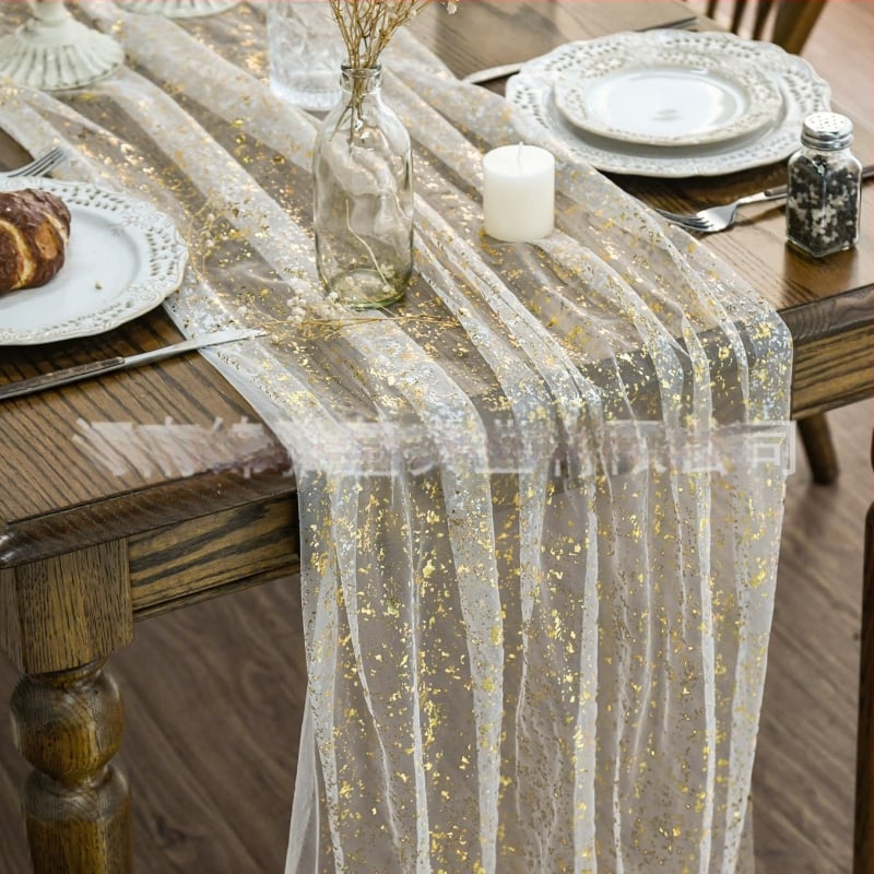 Zelta folijas tīlla galdauta lente ar spīdīgu tīklu, galvenais audums: poliester, apakšējā poliester sastāvs, mūsdienīgs minimālisma stils, pielāgošana pieejama