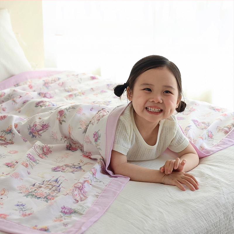 Kūdikio pledas iš bambukų pluošto, keturių sluoksnių, kvėpuojantis ir prakaitą sugeriantis, skirta naujagimiams vasarą