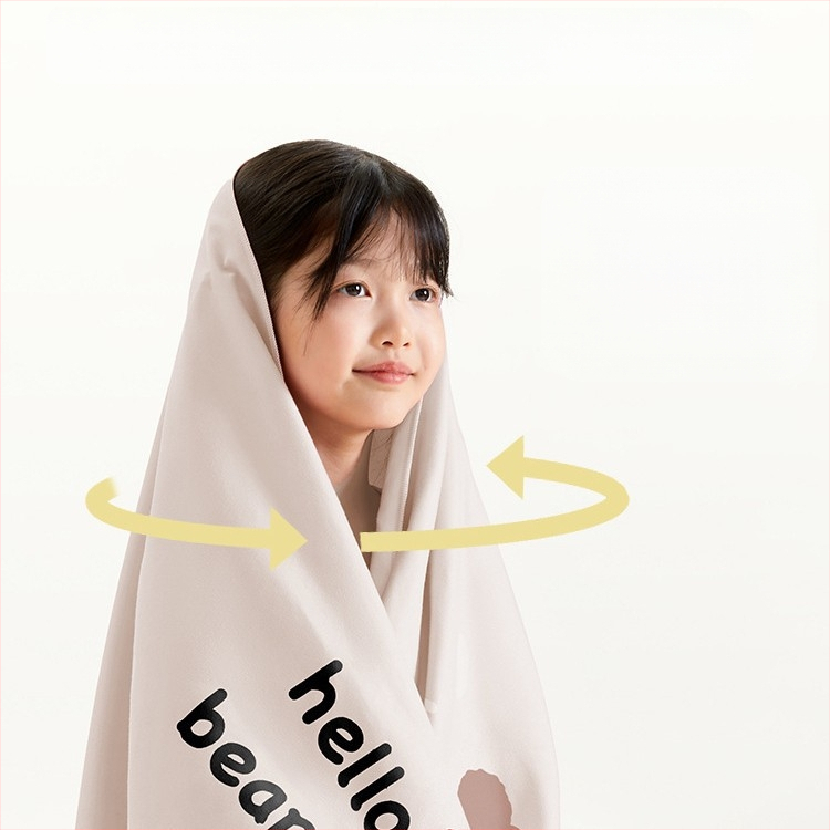 Laste kapuutsiga käterätik ujumiseks — vannitoa/plaažikäterätik lastele, nööpidega (300–400 g; materjal: muu; lõngad: muu; tootmisprotsess: muu; kategooria: vannitoa/plaažikäterätik)