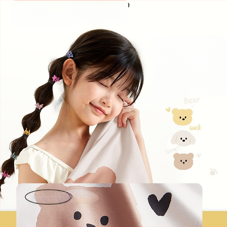 Laste kapuutsiga käterätik ujumiseks — vannitoa/plaažikäterätik lastele, nööpidega (300–400 g; materjal: muu; lõngad: muu; tootmisprotsess: muu; kategooria: vannitoa/plaažikäterätik)