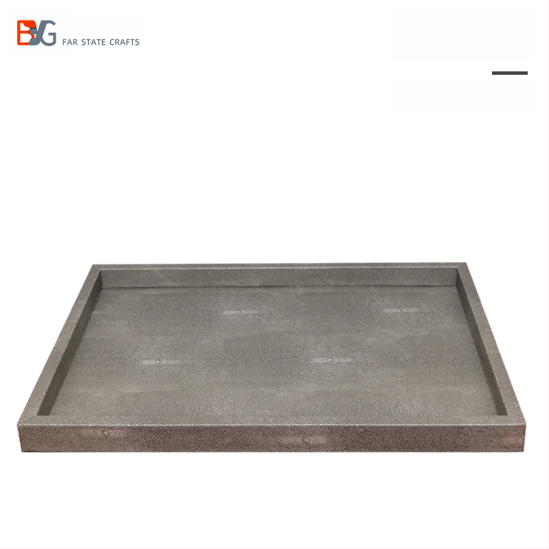 Elutoa dekoratiivne taldrik — lihtne ristkülikukujuline disain, Uus Hiina stiil, käsitöö; materjalid: puit, nahk, samet; pind: muu; pakkimine: kartongpakend