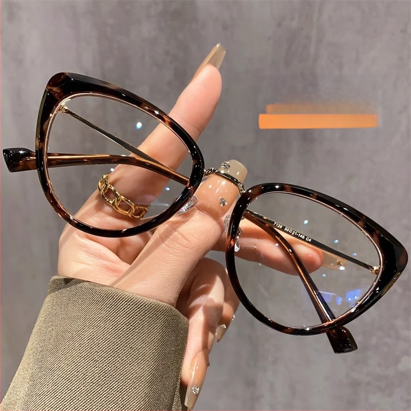 Cat-eye akiniai nuo myopijos su anti-mėlynos šviesos danga, rėmas iš TR90+ metalo, modelis F-71028, reguliuojamas rėmas.