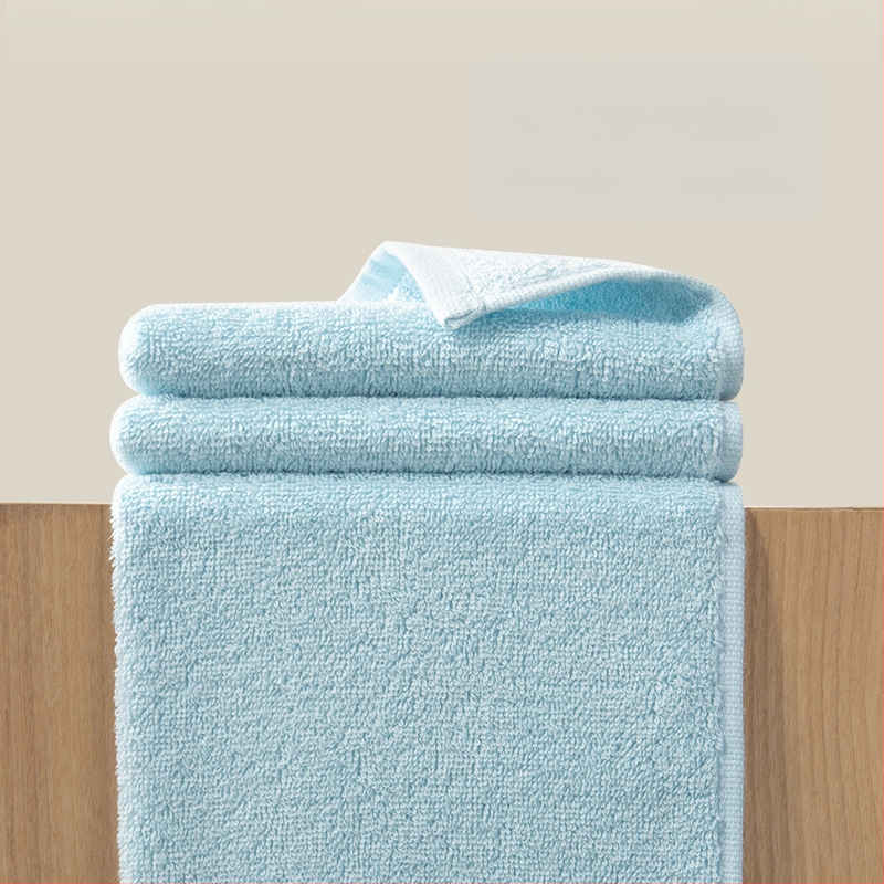 Vannitoa rätik – puuvill, AB lõng, 40 g, imendumine 5–10 s, spiraalniit