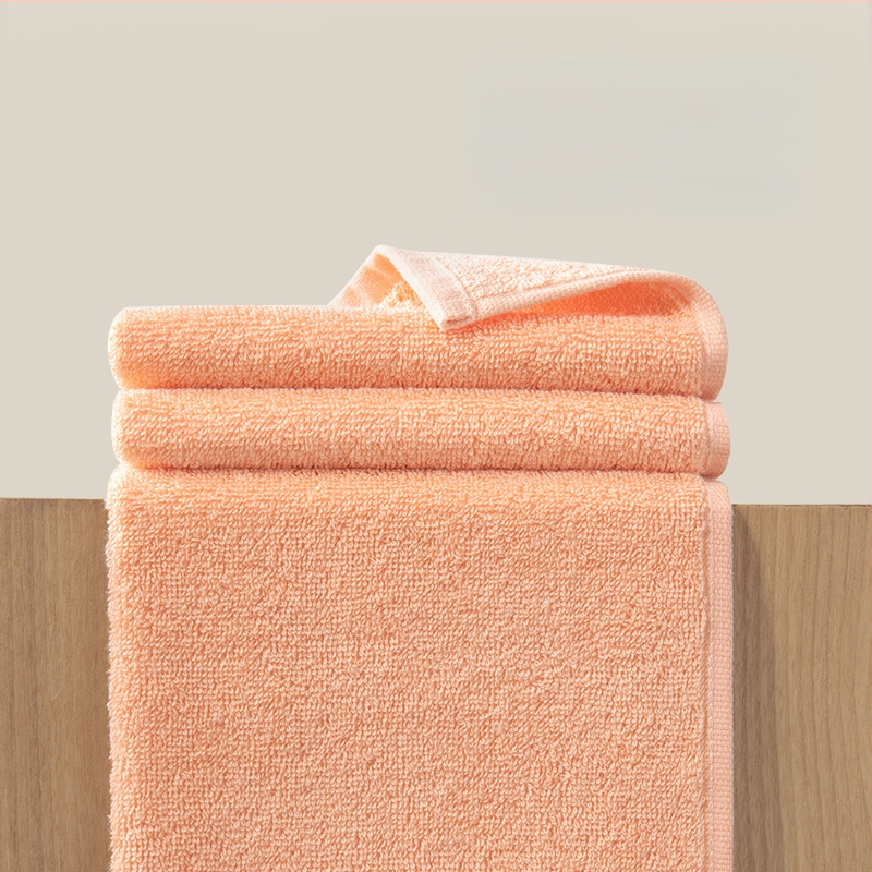 Vannitoa rätik – puuvill, AB lõng, 40 g, imendumine 5–10 s, spiraalniit