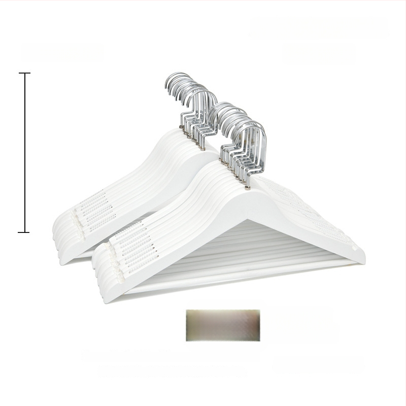 Ξύλινη κρεμάστρα ρούχων με επίπεδη γάντζα, αντιολισθητικές λωρίδες και διπλό σχεδιασμό αυλακώσεων