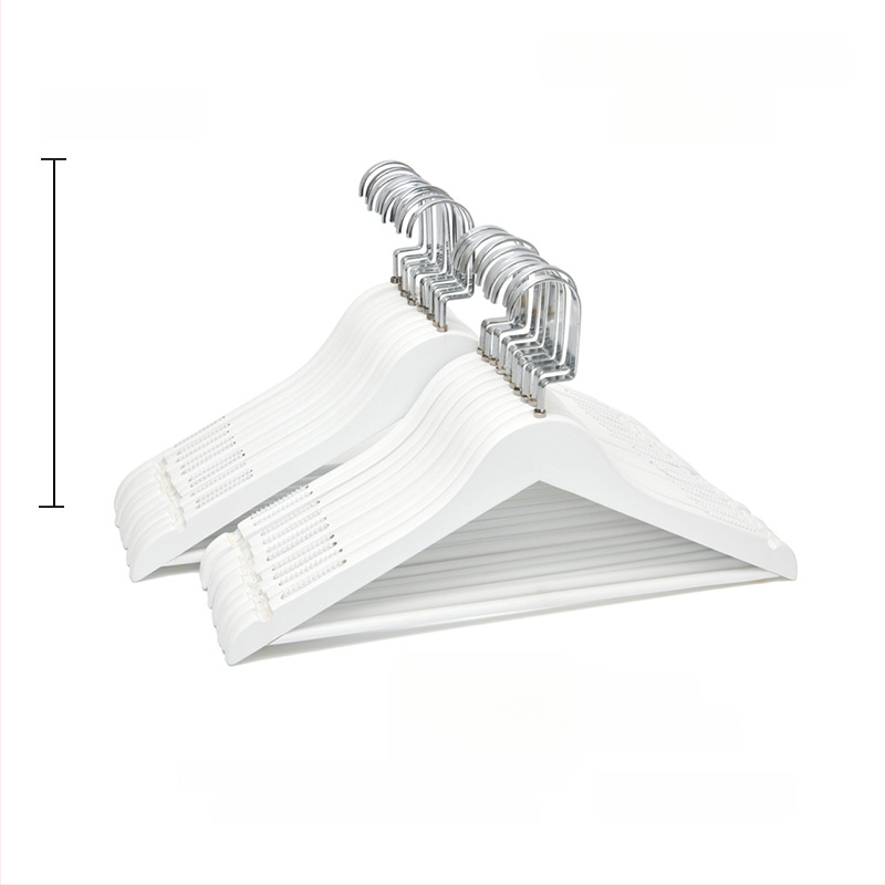 Ξύλινη κρεμάστρα ρούχων με επίπεδη γάντζα, αντιολισθητικές λωρίδες και διπλό σχεδιασμό αυλακώσεων