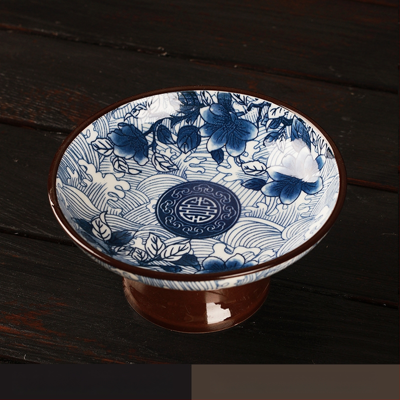 Dai Xian portselanist puuviljade taldrik, kaasaegse minimalistliku stiiliga, lansseeriti 2023. aasta septembris.