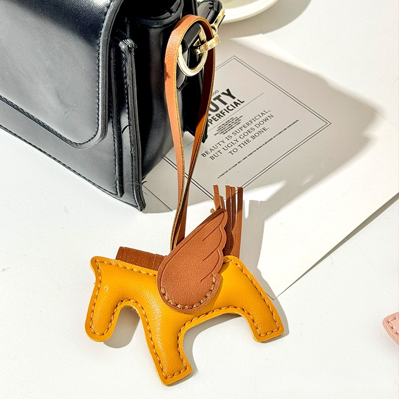 Somas piekārums — Mini Pegass, roku šūts, ultra viegls PU materiāls, dzīvnieku zīmējums, vasara 2024