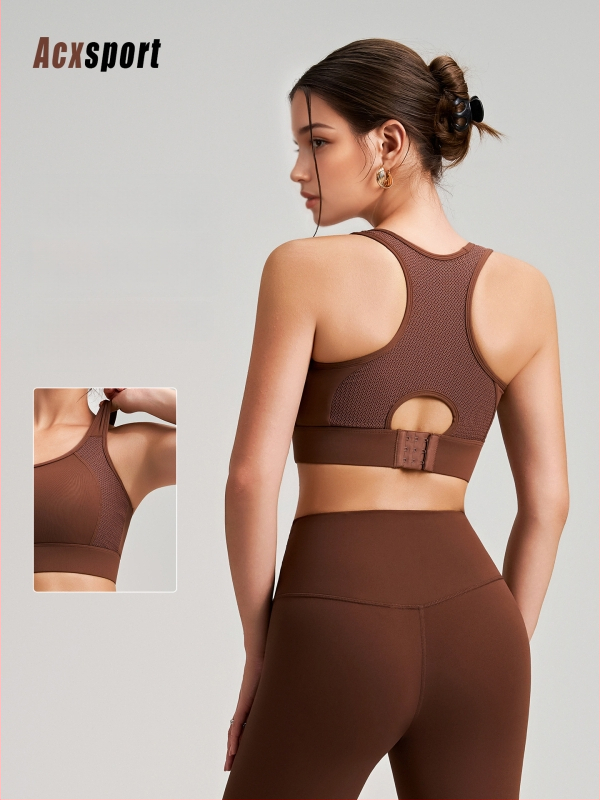 Sieviešu sporta krūšturis ar krūšu spilventiņu, galvenais audums neilons 75%, pildījums spandekss 25%, pilns kauss, vidējā kausa forma, elpojoša mugura ar sietu