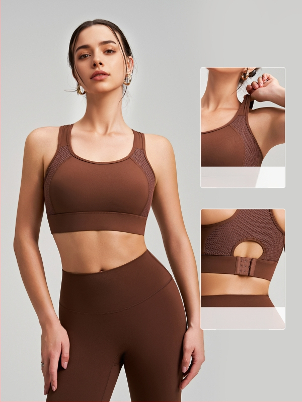 Sieviešu sporta krūšturis ar krūšu spilventiņu, galvenais audums neilons 75%, pildījums spandekss 25%, pilns kauss, vidējā kausa forma, elpojoša mugura ar sietu