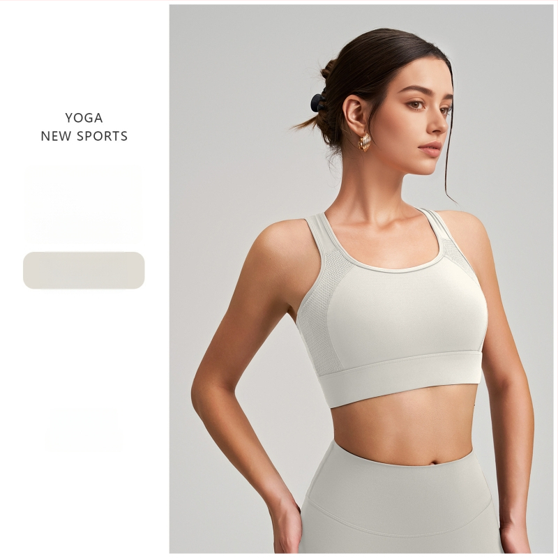 Sieviešu sporta krūšturis ar krūšu spilventiņu, galvenais audums neilons 75%, pildījums spandekss 25%, pilns kauss, vidējā kausa forma, elpojoša mugura ar sietu