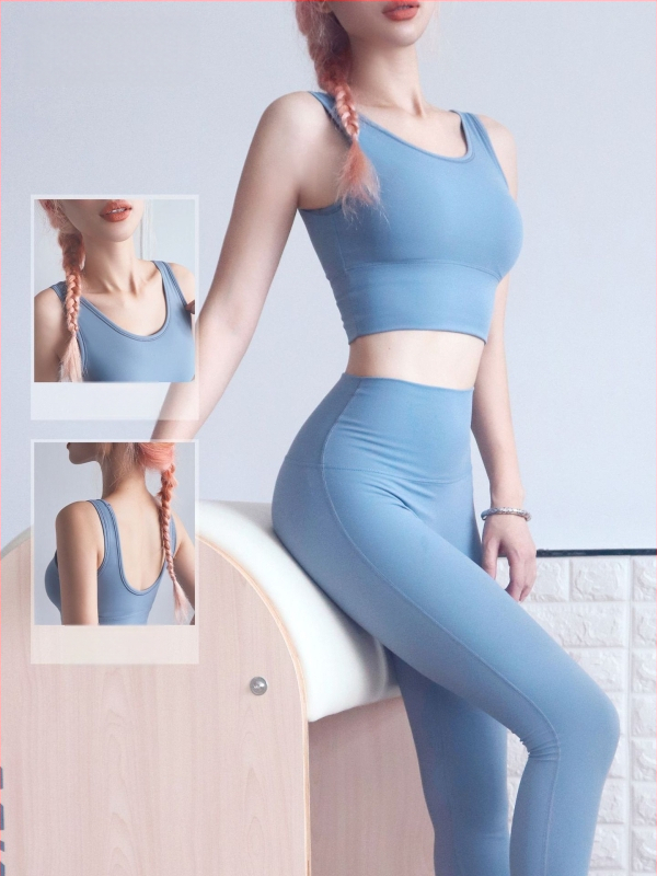 Nothing sporta krūšturis ar dziļu U aizmuguri, 3/4 kauss, Mold Cup, fiksētas dubultās siksnas, 75% neilona audums