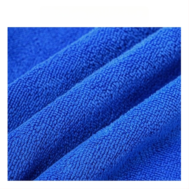 Prosop auto din microfibră, absorbție înaltă; greutate 25 g; producție: margine cusută, țesătură plată; caracteristici: decontaminare, absorbție rapidă a apei, rezistent la uzură