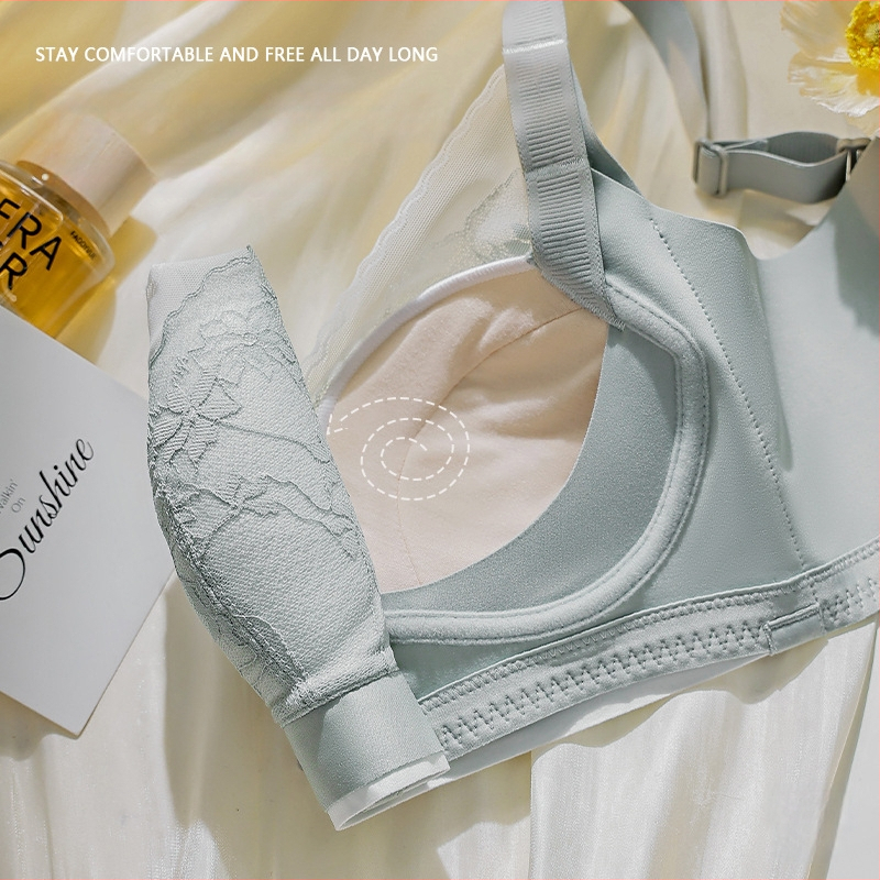 Nailona krūšturis ar modalas pildījumu (90–95%), 3/4 kauss, augšdaļa plāna, apakšdaļa bieza, aizmugurē četrrindu āķu aizdare.