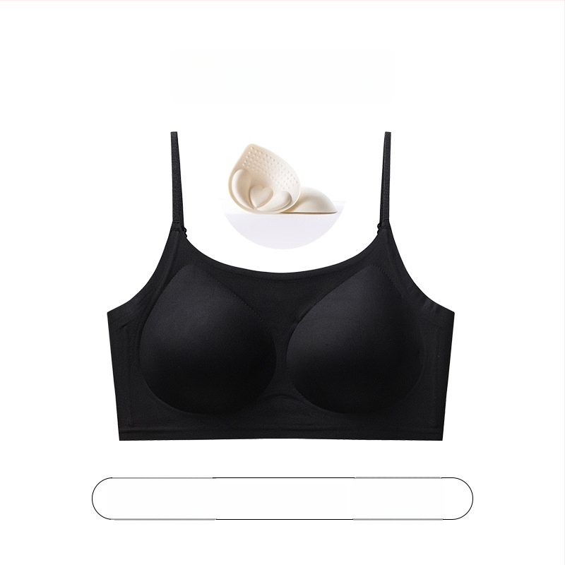 Bezšuvju neizskatīgs krūšturis no neilona, pildītas kauss, regulējamas siksnas ar mežģīnēm, aizmugurējs sprādze vienā rindā, ērtā forma