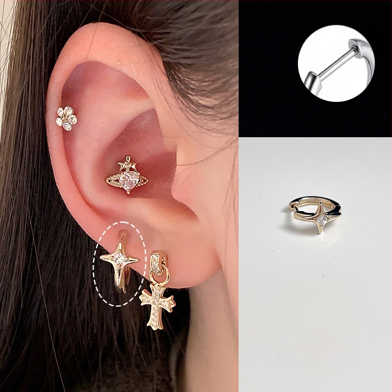 Kõrvarõngad – titano terasest kruvivõll kõrva luu jaoks, geomeetriline kuju, elektroplatitud kate, kaubamärk Tyg, roostevabast terasest post