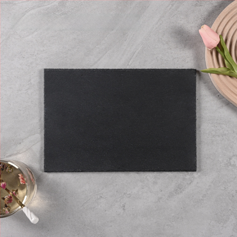 Looduslik šlatsi akmeenplaat, ebakorrapärase kujuga, mikrolainetega sobiv, hotellitoid