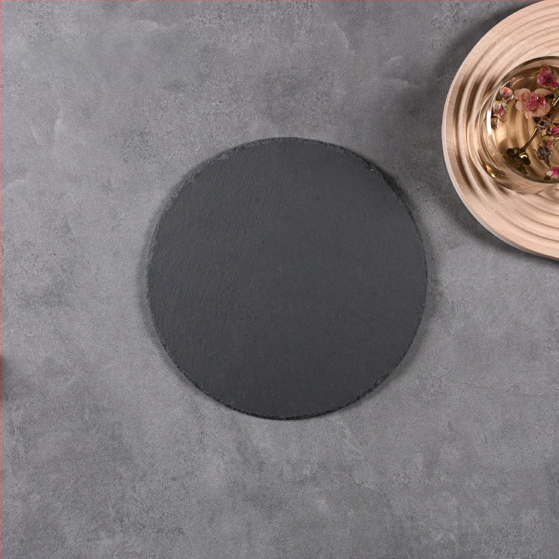 Looduslik šlatsi akmeenplaat, ebakorrapärase kujuga, mikrolainetega sobiv, hotellitoid