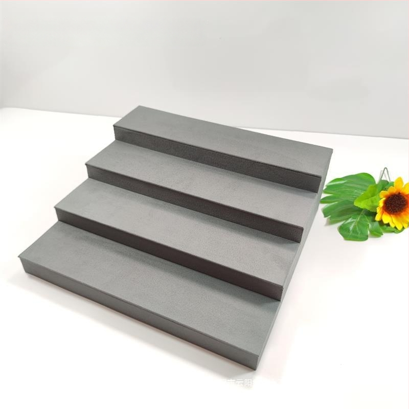 Penkių sluoksnių trapecijos dizaino išskleidžiamas laikiklis apyrankėms ir akinėms, metalinė konstrukcija, 2024 m. pavasaris