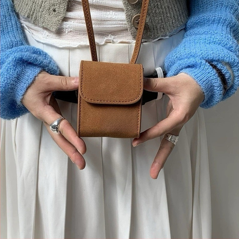 Jostas soma ar crossbody dizainu, PU materiāls, sprādze ar pīnu, korejiešu stilā, vasarai