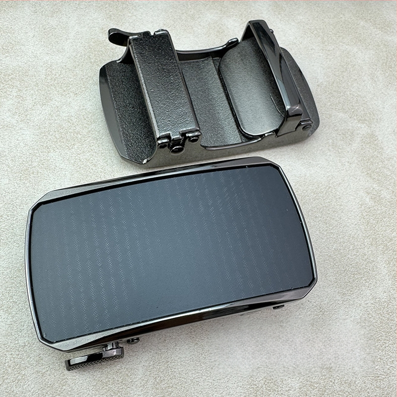 Cataramă automată pentru curea din aliaj de zinc, formă pătrată, pentru bărbați, model cu litere, stil business, lansare primăvara 2025