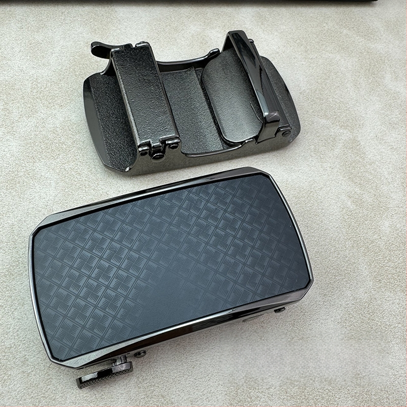 Cataramă automată pentru curea din aliaj de zinc, formă pătrată, pentru bărbați, model cu litere, stil business, lansare primăvara 2025