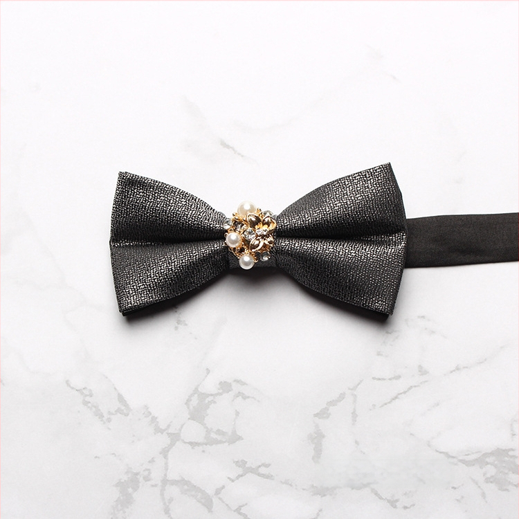 Csokornyakkendő, koreai stílus, poliészter, jacquard szövés, monokróm dizájn, gyémántdíszítés (polieszter, koreai stílus, jacquard szövés, monokróm dizájn, gyémántdíszítés)