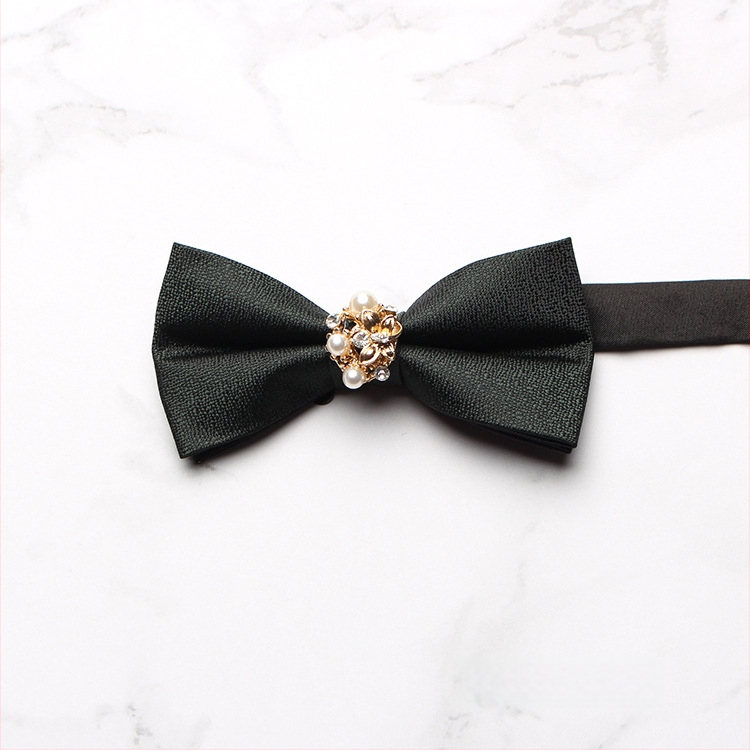 Csokornyakkendő, koreai stílus, poliészter, jacquard szövés, monokróm dizájn, gyémántdíszítés (polieszter, koreai stílus, jacquard szövés, monokróm dizájn, gyémántdíszítés)