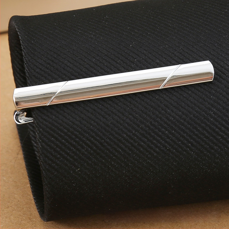 Réz nyakkendő kapocs, sík fejű, hullám mintázat, monoszínű minta, elektroplak bevonat, tisztaság K9