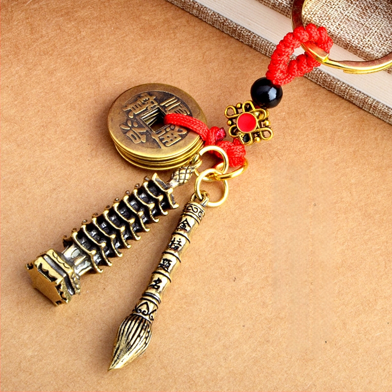 Žalvarinis pakabukas raktis su Wenchang Tower dizainu, devynaukštis bokštas, Penkių imperatorių monetų motyvas