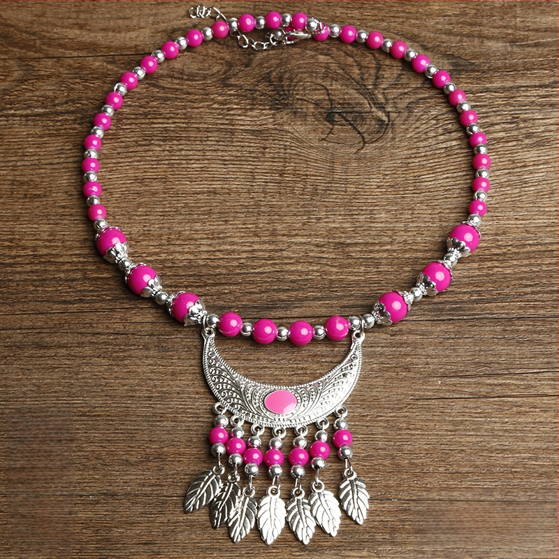 Etno stiiliga kaelakee lillekujundusega; materjalid: kangas ja segamaterjalid; bränd: Confucianism and Yixiang; päritolu: Yunnan