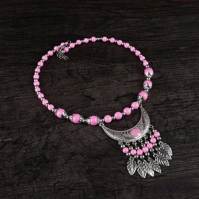 Etno stiiliga kaelakee lillekujundusega; materjalid: kangas ja segamaterjalid; bränd: Confucianism and Yixiang; päritolu: Yunnan